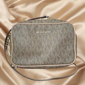 👜 Michael Kors Jet Set Signature MK Brown Tan Gold Large Crossbody Bag